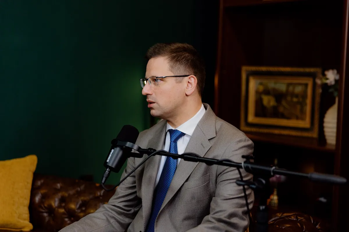 Gulyás Gergely szerint a Fidesz a szakmai alkalmasságuk alapján dönt a miniszterjelöltekről (Forrás: Facebook/Gulyás Gergely)