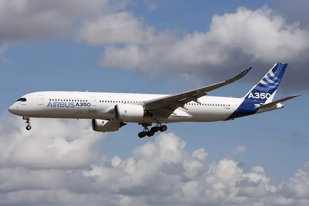 Egy Airbus A350-es repülőgép: ennek egy változatával repülné a Sydney-London útvonalat a Qantas Fotó: Wikipedia