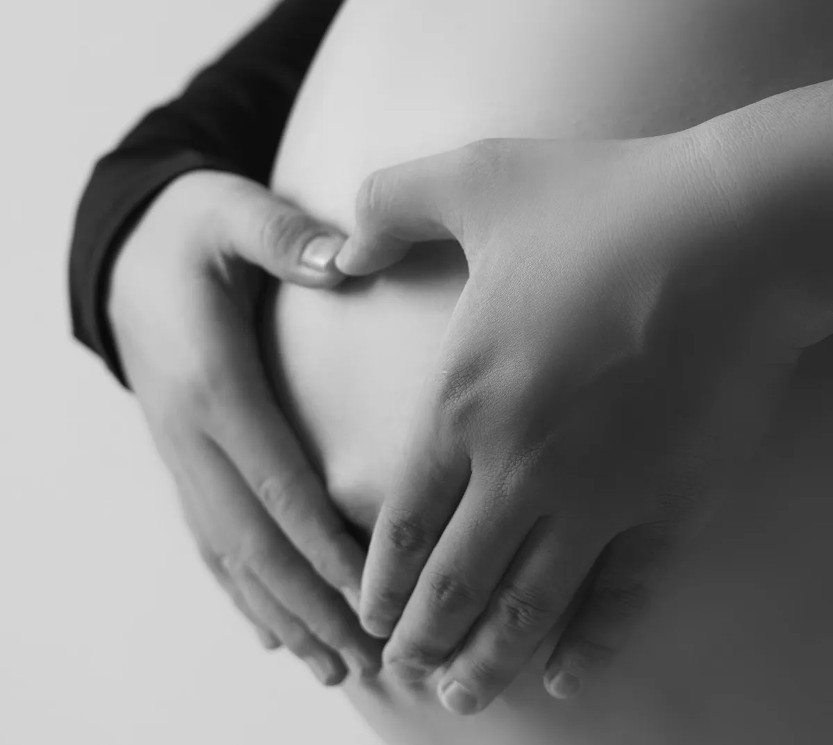 Változások lépnek életbe a diákhitelnél és a babavárónál