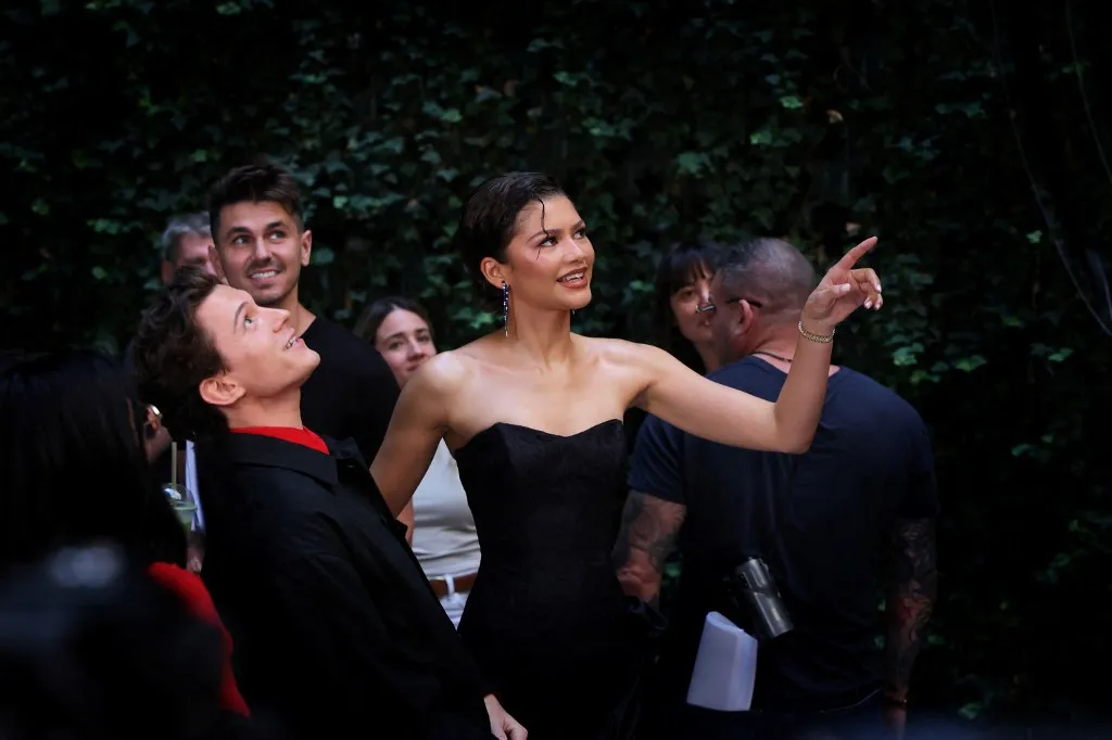 Zendaya és Tom Holland öt év után ismét együtt mutatkozott a nyilvánosság előtt egy vörös szőnyeges eseményen.