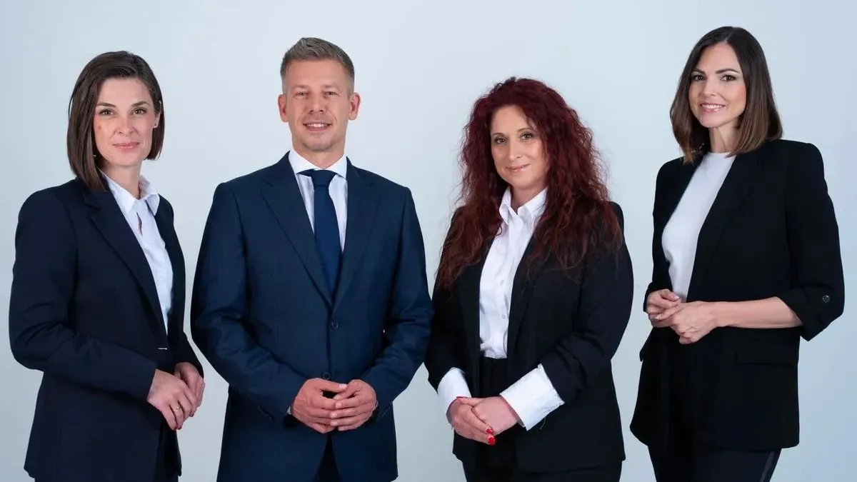 Vitézy Dávid felfedi, hogyan „hozza haza” a Tisza az uniós támogatásokat – kövesse élőben!