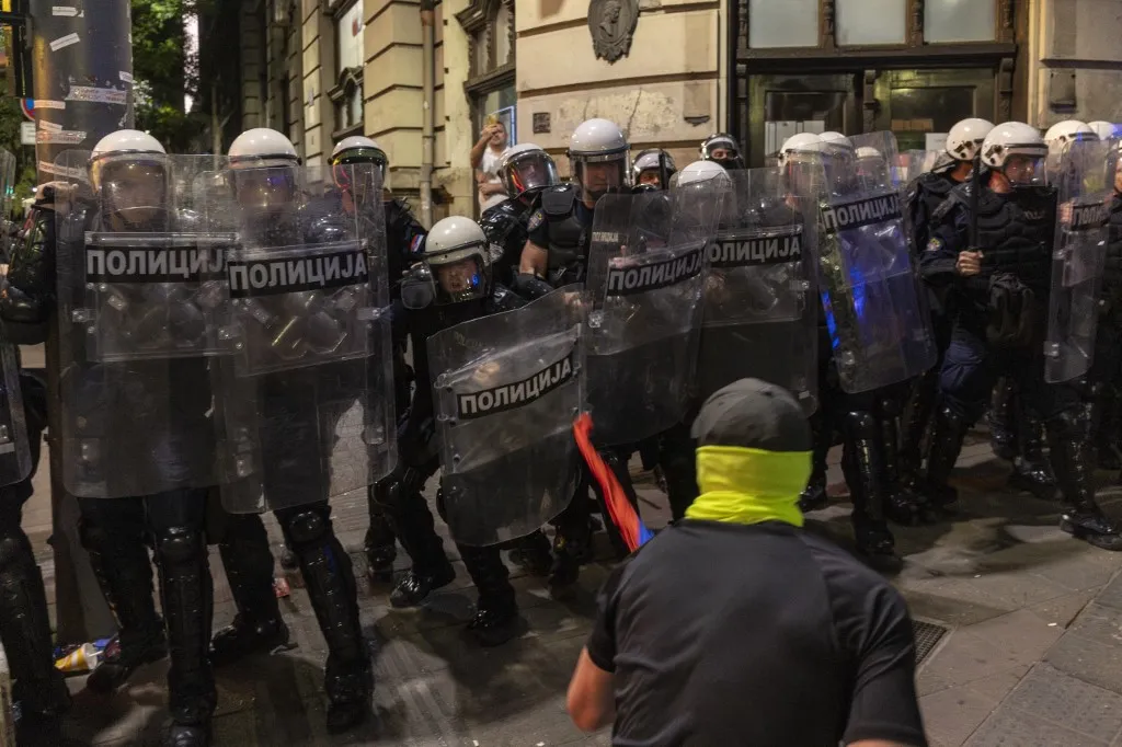 Szerbia – 2024 végén kezdődtek a korrupcióellenes tüntetések