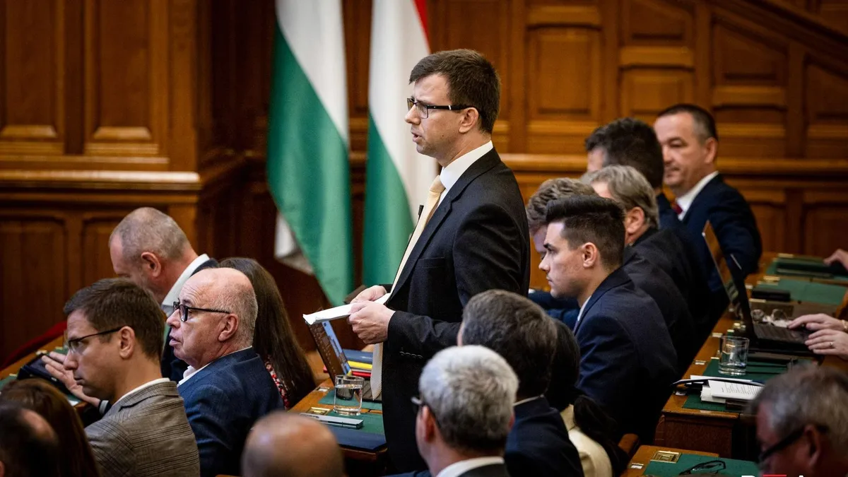 Amit Magyar Péter titkol, azt az ellenzék megszerzi az EB-től.