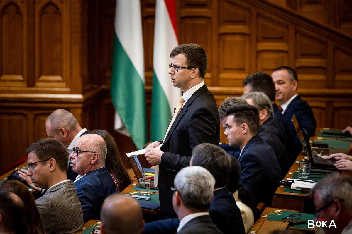 Bóka János szerint a Tisza Párt parlamentáris diktatúrát épít