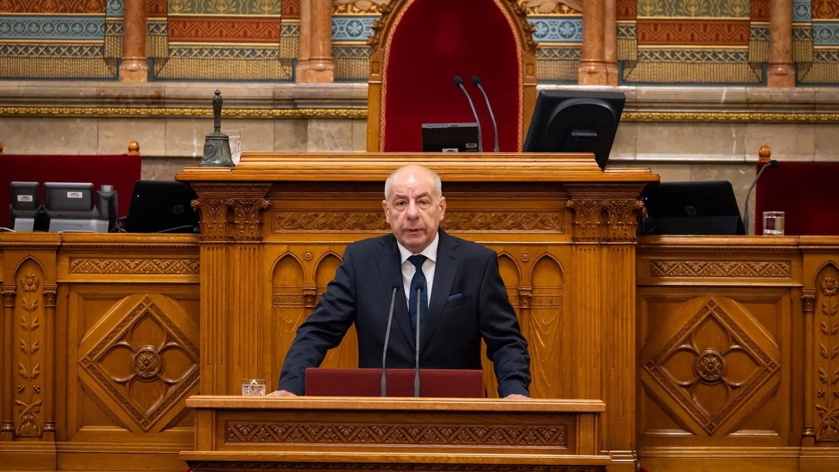 Demokraták állnak ki Magyar Péter bosszúhadjáratának áldozataiért.