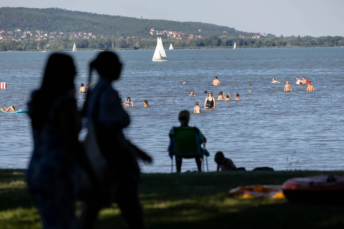 2026.06.27. hőség, kánikula, hőségriadó, nyár, meleg, hőkupola, ingyenes a Helikon strand keszthelyen