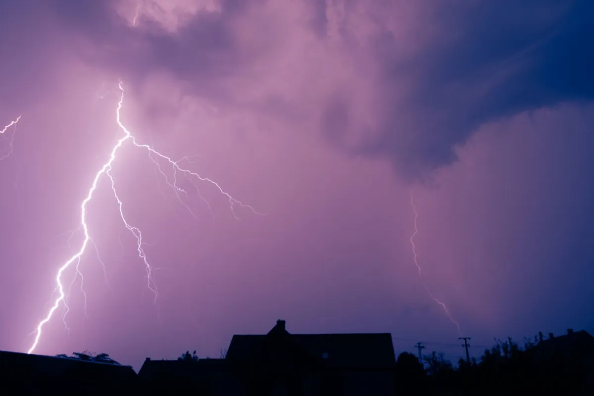 A nyári zivatar rövid idő alatt okozhat komoly károkat