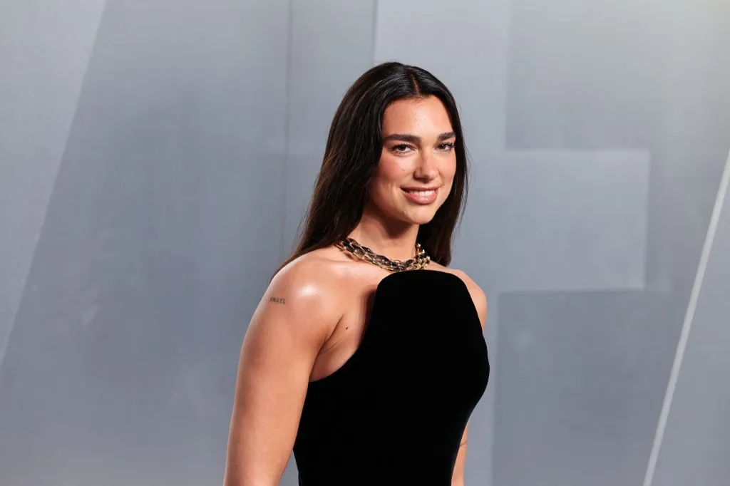 Dua Lipa wearing Schiaparelli SS26 Couture and Bvlgari jewelry arrives at the 2026 Vanity Fair Oscar Party (98th Annual Academy Awards) Hosted By Mark Guiducci held at the David Geffen Galleries at the Los Angeles County Museum of Art (LACMA) at 5905 Wilshire Blvd on March 15, 2026 in Museum Row, Miracle Mile, Los Angeles, California, United States. (Photo by Xavier Collin/Image Press Agency/NurPhoto) (Photo by Image Press Agency / NurPhoto via AFP)