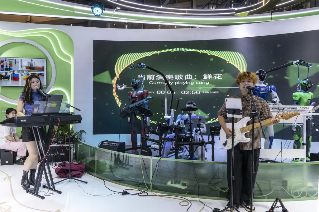 A band consisting of human and robot members rehearse during a media preview of the World AI Conference (WAIC) in Shanghai, China, on Thursday, July 16, 2026. President&nbsp;Xi Jinping&nbsp;hailed China's progress in developing low-cost artificial intelligence, pre