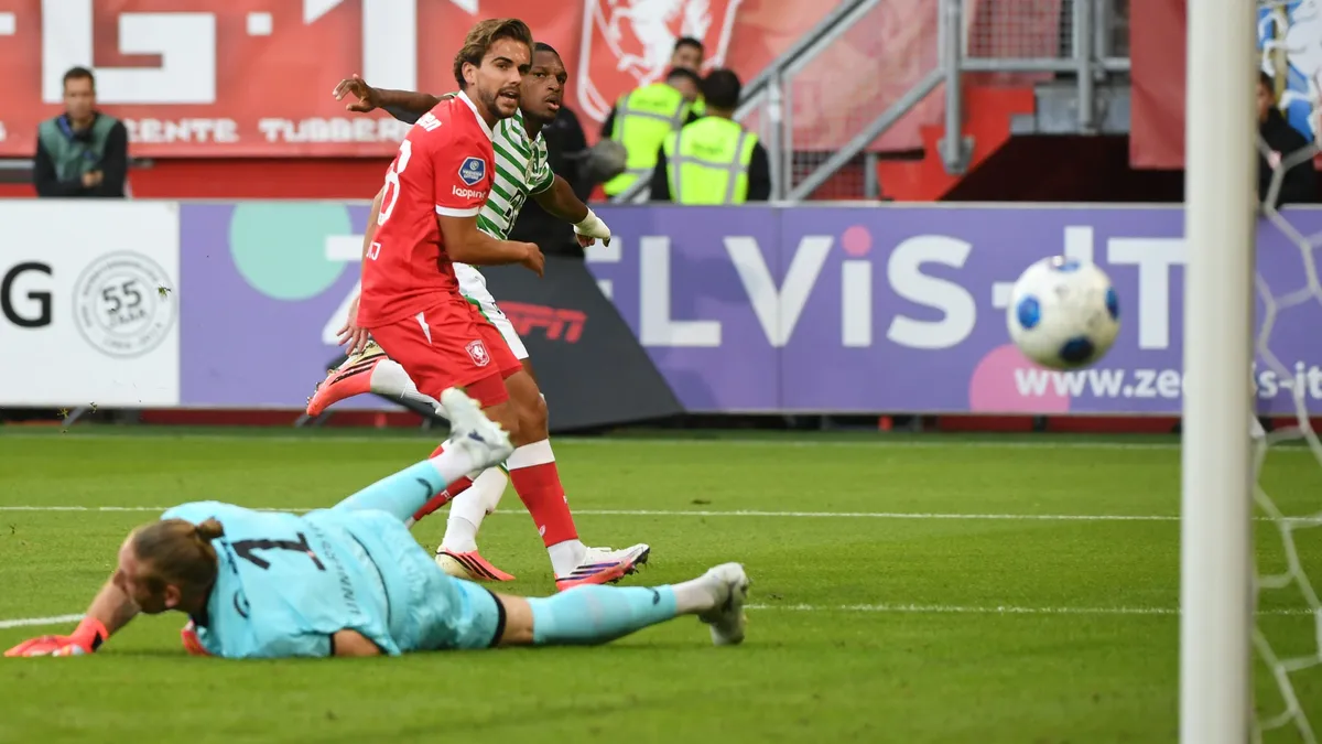 Twente, Fradi, Lenny Joseph