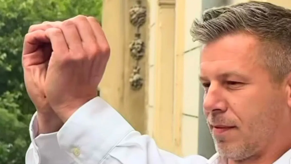 Magyar Pétert a Mercedes-gyár után éles kritikák érték.