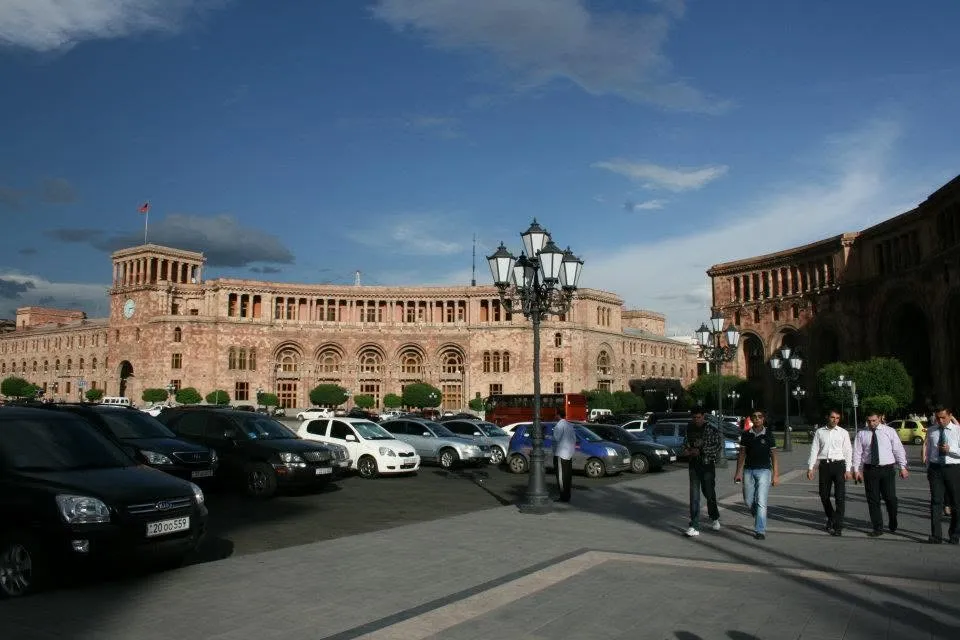 A jereváni Köztársaság tér épületei.