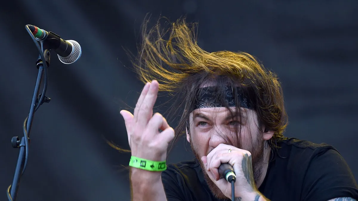 Caleb Shomo válik 14 év házasság után, miután felvállalta, hogy meleg