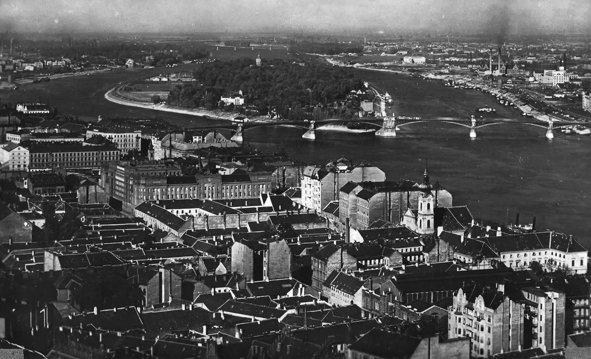 Budapest látképe 1920-ban