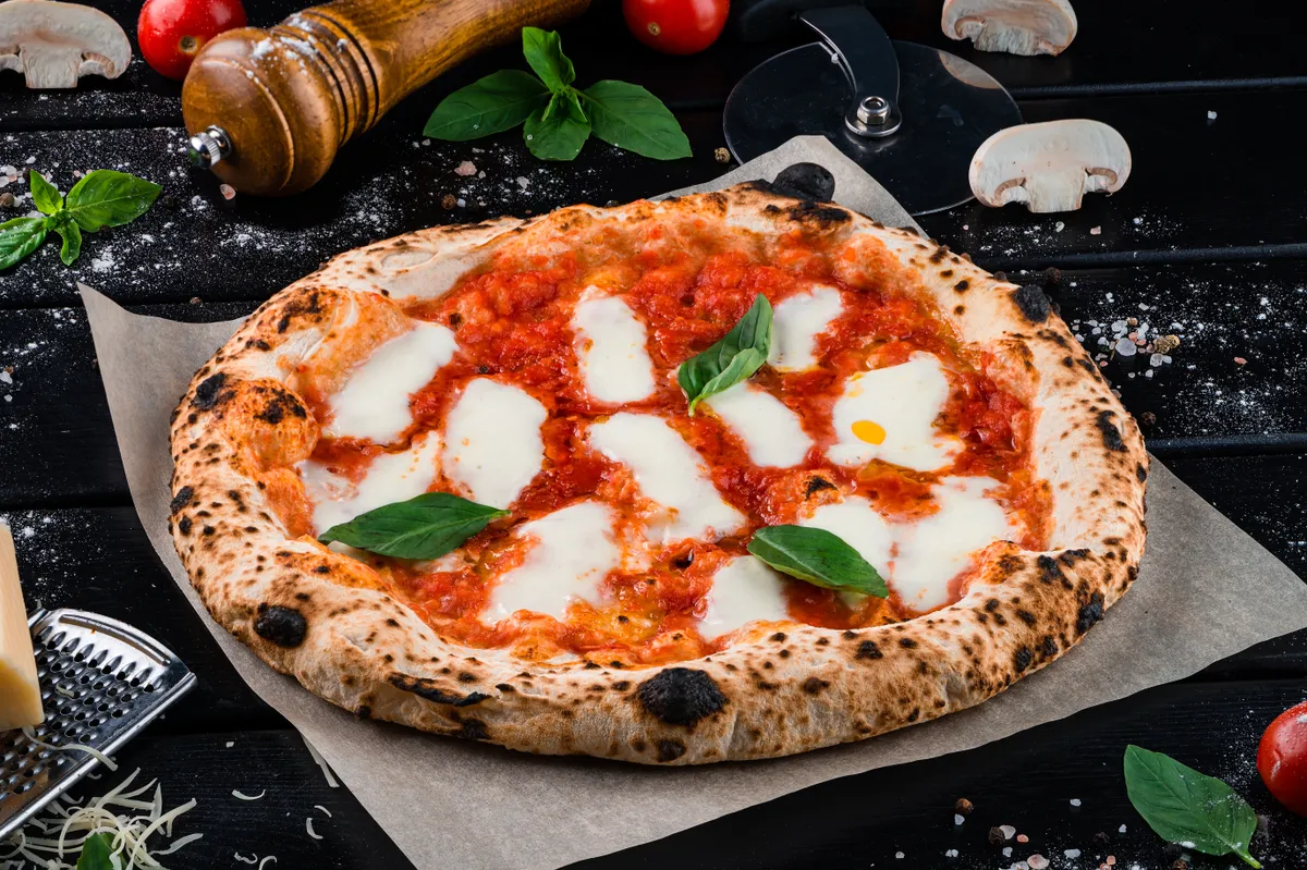 Extrém pizza sütőpapíron
