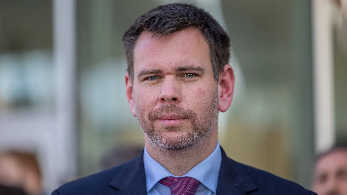 Vitézy Dávid: új HÉV és InterCity vonatok jöhetnek.