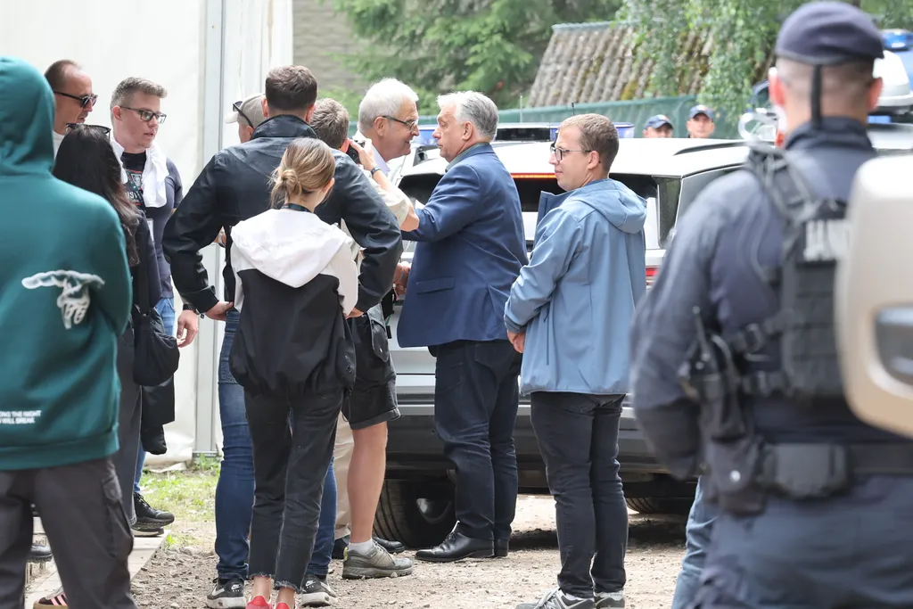 20260725 romania tusnad tusvanyosi balvonyosi szabadegyetem havran zoltan vilagazdasag, orbán viktor
