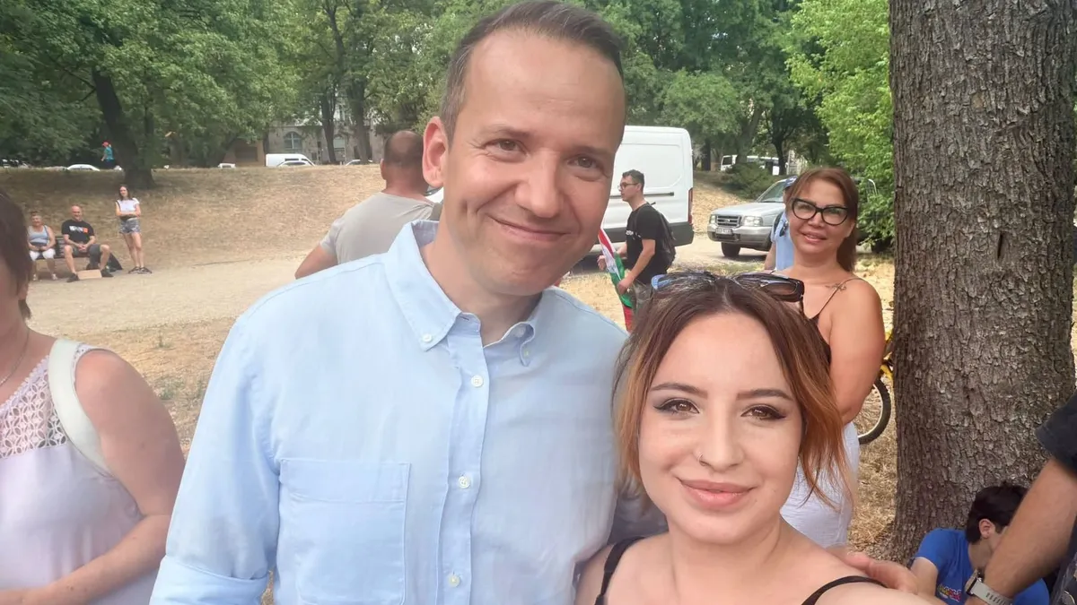 Nyerges Csenge elhagyta a Fideszt, Toroczkaihoz pártolt.