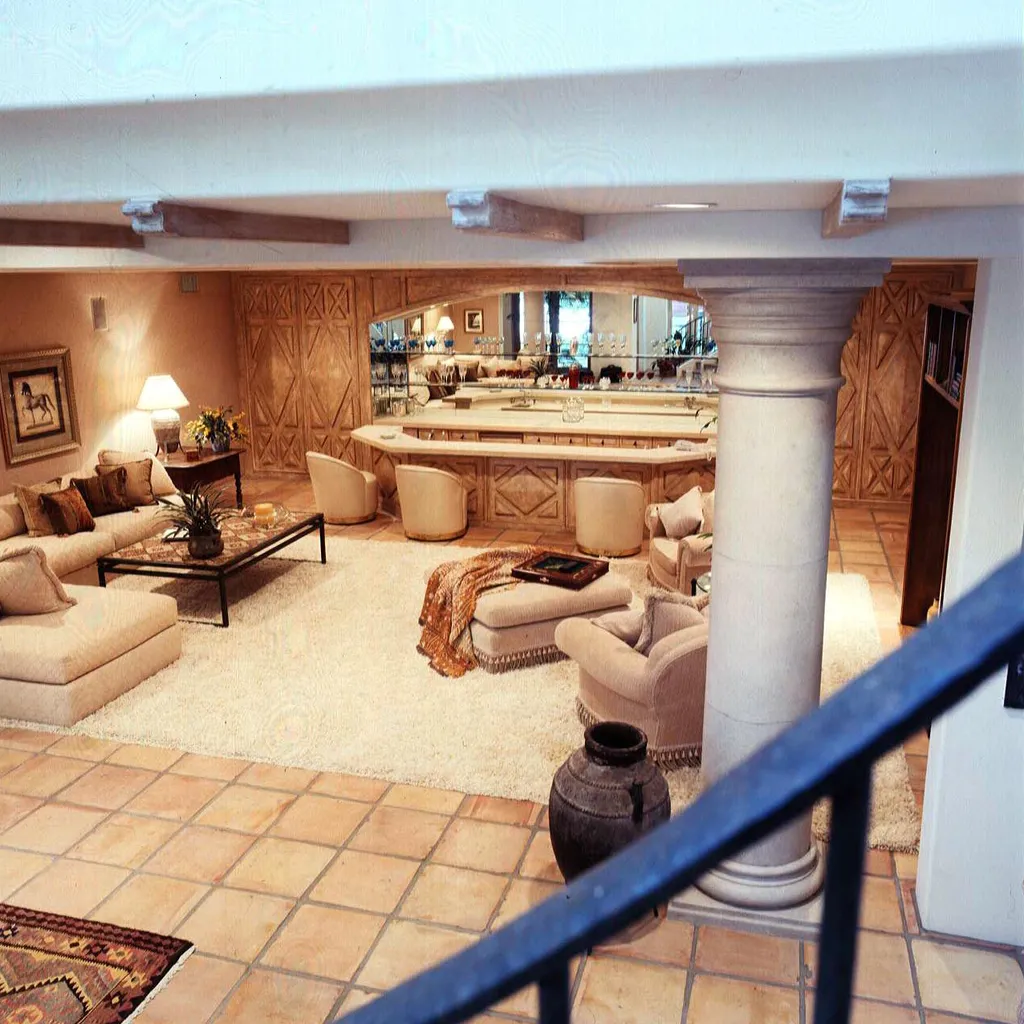 Diana hercegné, Dodi Al Fayed, Malibu, ház, villa, DianahercegnéMalibu,
E 332776 006 06/23/98 Malibu, California Malibu Home Of The Late Princess Diana And Dodi Al Fayed  (Photo By Ann Summa/Getty Images)
