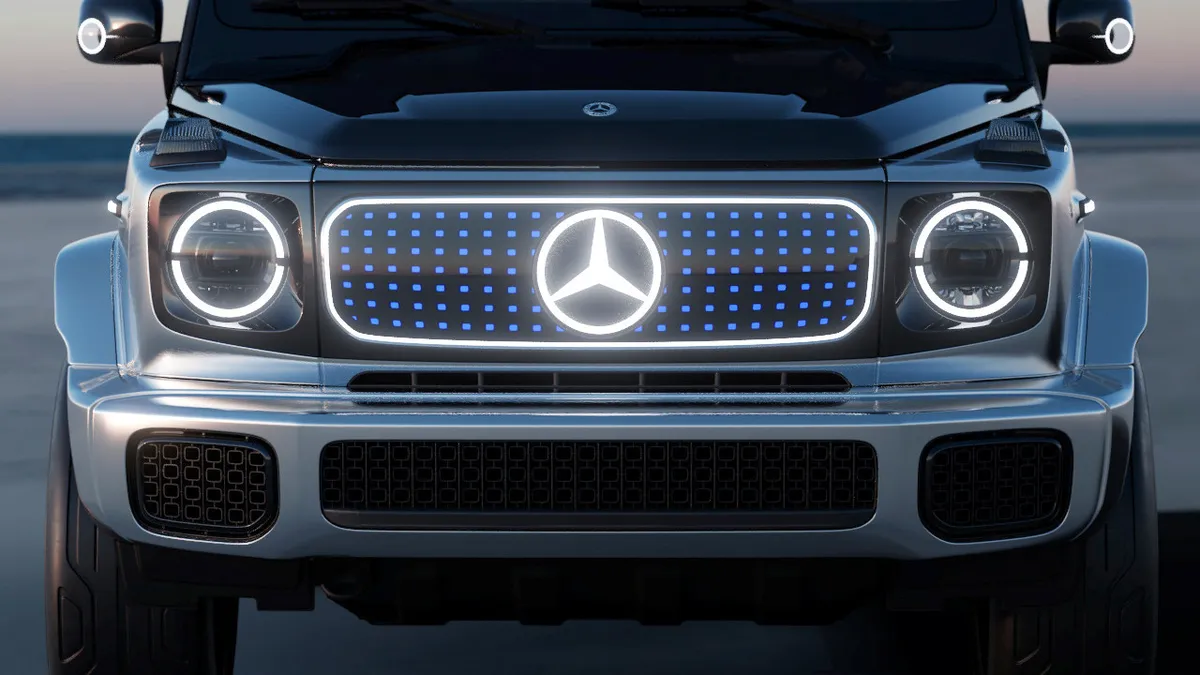 Az eredeti Mercedes-Benz G-osztálynál alternatíva az elektromos hajtás, a Kecskeméten készülő modellnél az alap.