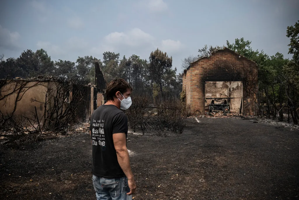 FRANCE-ENVIRONMENT-CLIMATE-WEATHER-WILDFIRE