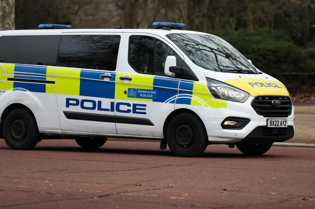 A police car is seen on the street in London, United Kingdom, on February 17, 2026. (Photo by Klaudia Radecka/NurPhoto) (Photo by Klaudia Radecka / NurPhoto via AFP), terrortámadás