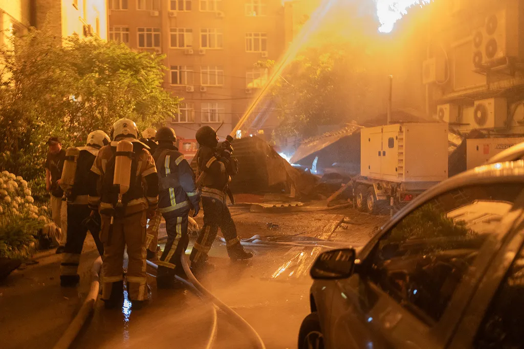 orosz-ukrán háború, orosz-ukránháború.Kiev