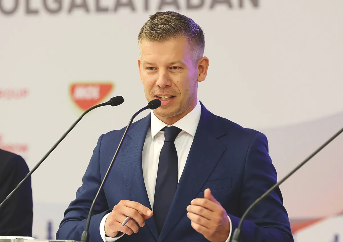 MOL Dunai Finomító, rendkívüli sajtótájékoztató, MOLDunaiFinomító, Magyar Péter, MagyarPéter