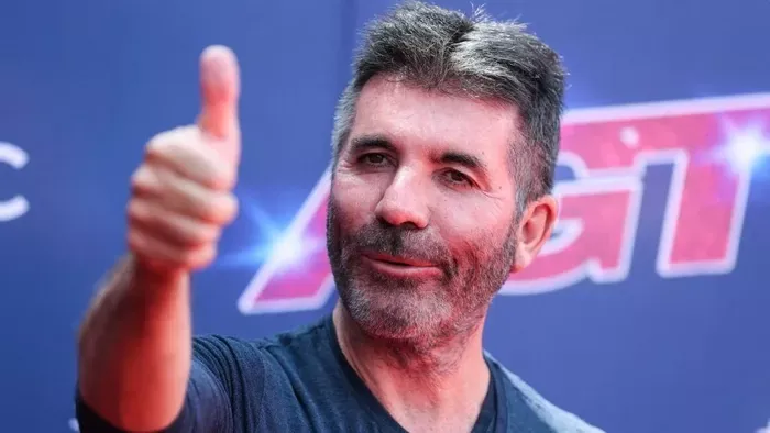 Libabőrös lett a zsűri: a 16 éves lány úgy énekelte el a rockhimnuszt, hogy Simon Cowell is elámult - videó