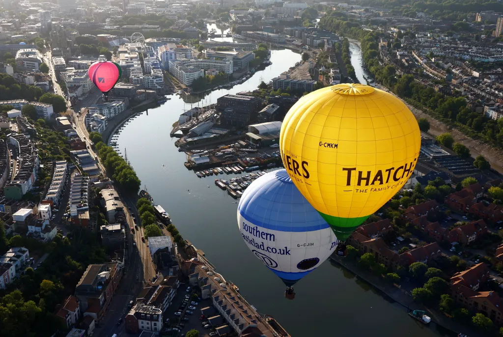 Balloons take to the skies over Bristol, this morning.  July 20, 2026. //  The countdown is on for the Bristol International Balloon Fiesta.  Free-to-attend, the fiesta at the Ashton Court Estate, will take place from Friday 7 to Sunday 9 August, 2026. 
P