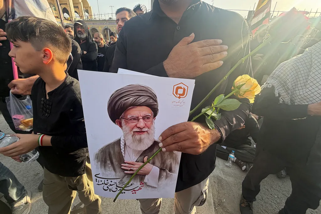 Ali Khamenei gyászszertartása, AliKhamenei