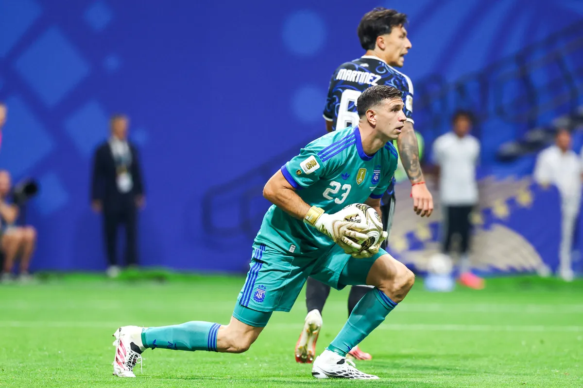 Emiliano Martinez argentin kapus
