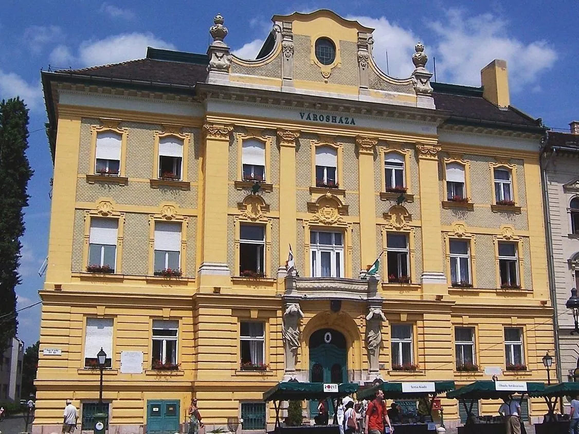 Bús Balázs volt polgármestert is meggyanúsították az óbudai korrupciós ügyben