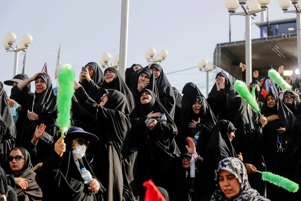 Ali Khamenei gyászszertartása, AliKhamenei