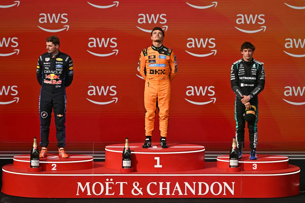 Lando Norris helyett Max Verstappent éltették a szurkolók a Magyar Nagydíjon