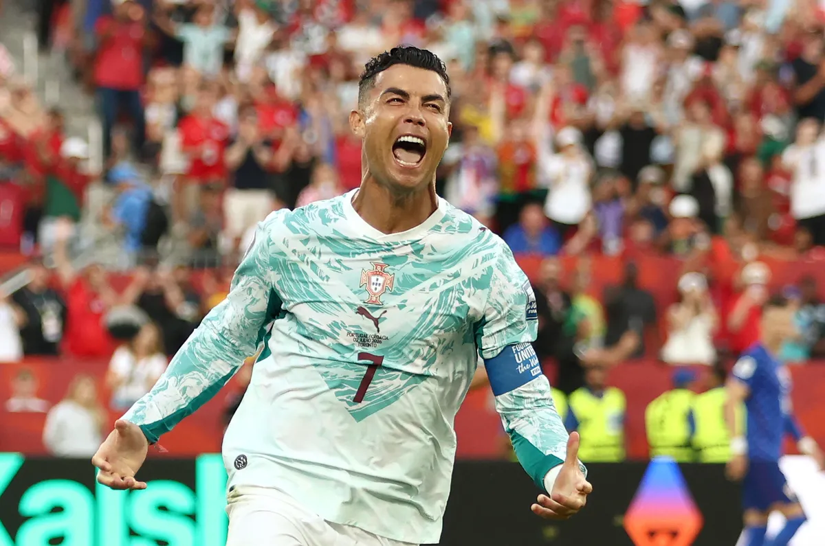 Cristiano Ronaldo gólja is kellett a portugálok továbbjutásához