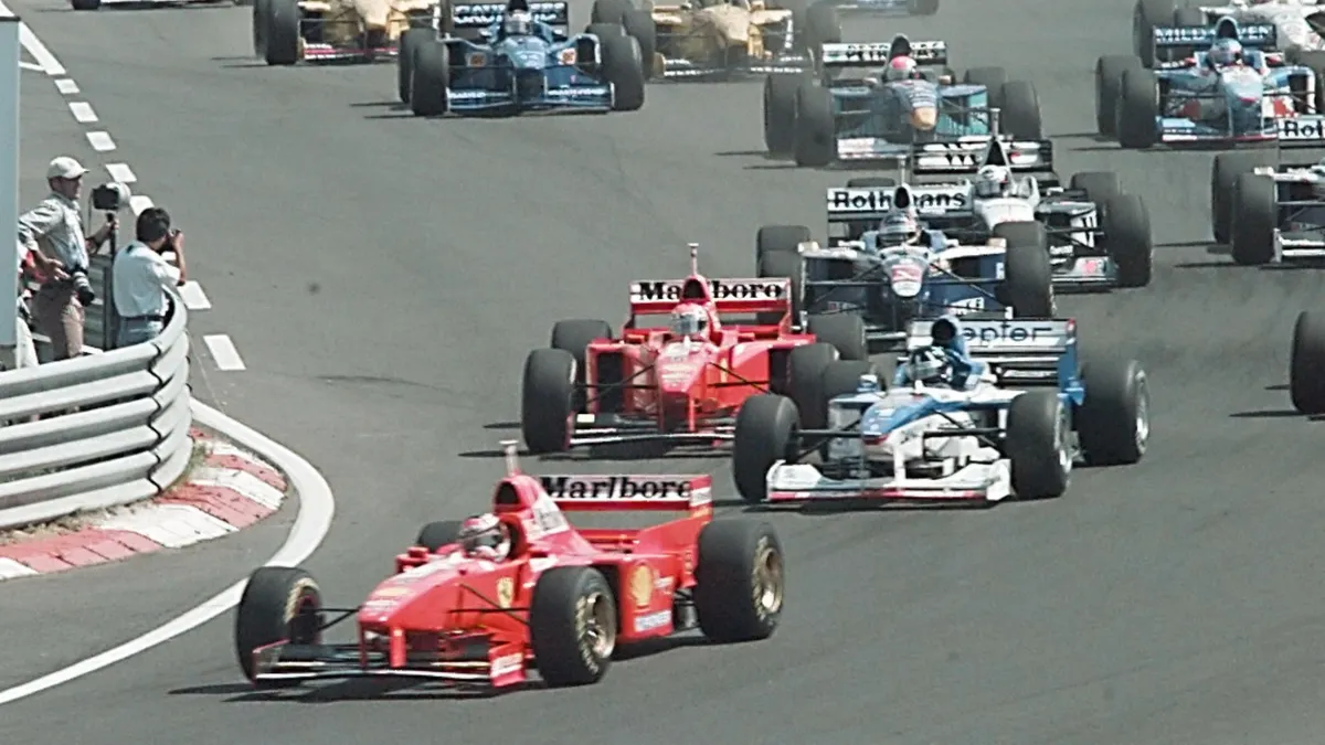 Schumacher mindenkit sokkolt, a világbajnok eltűnt, a Ferrari sztárja majdnem meghalt a Hungaroringen