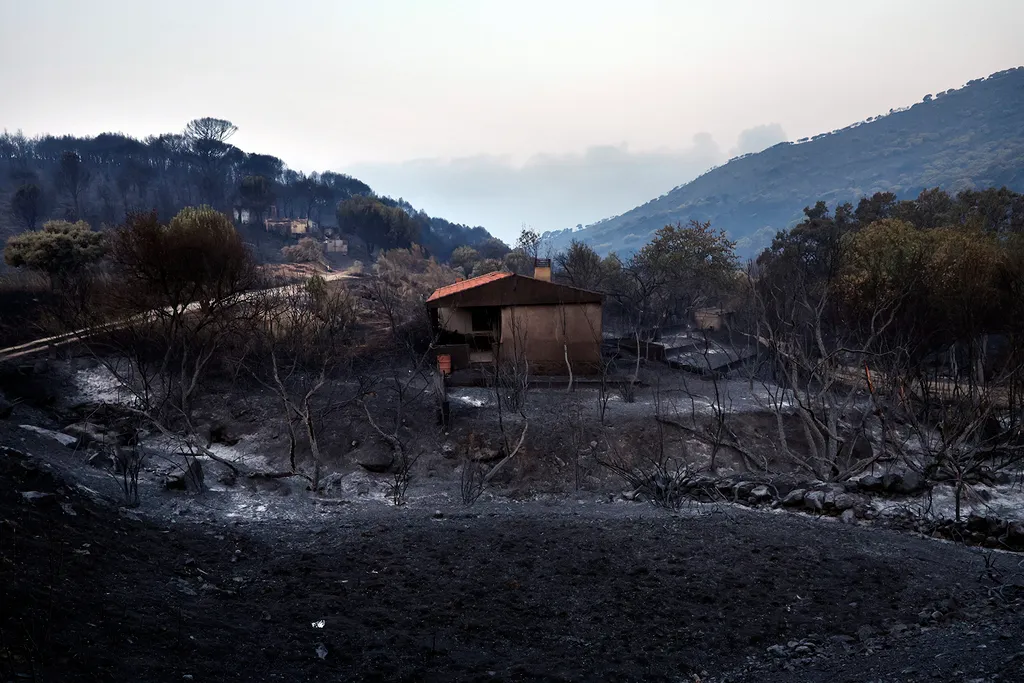 SPAIN-WILDFIRE-EMERGENCY-GOVERNMENT-CLIMATE