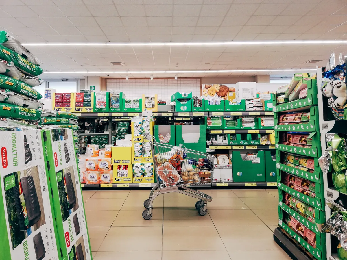 A CÖF-CÖKA felszólította a multikat, a Magyarországra behozott áruk mennyiségét hozzák egyensúlyba a magyar élelmiszergyártók termékeinek exportjával (Fotó: Pexels)