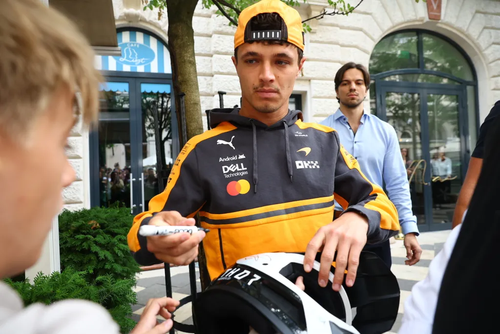 a McLaren párosa, Oscar Piastri és Lando Norris az Aria Hotel Budapestet választotta.