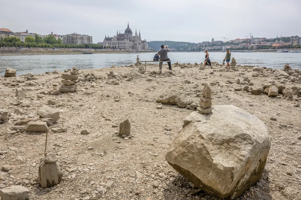 Duna rendkívül alacsony vízállás