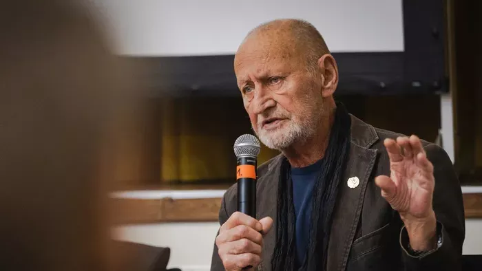 Kiújult Reviczky Gábor rákja