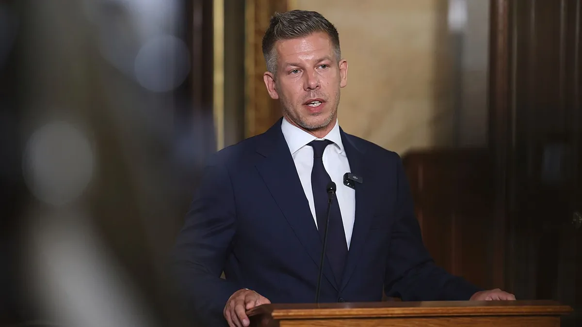 Magyar Péter napirend előtti felszólalásával kezdődött az ülésnap az Országgyűlésben