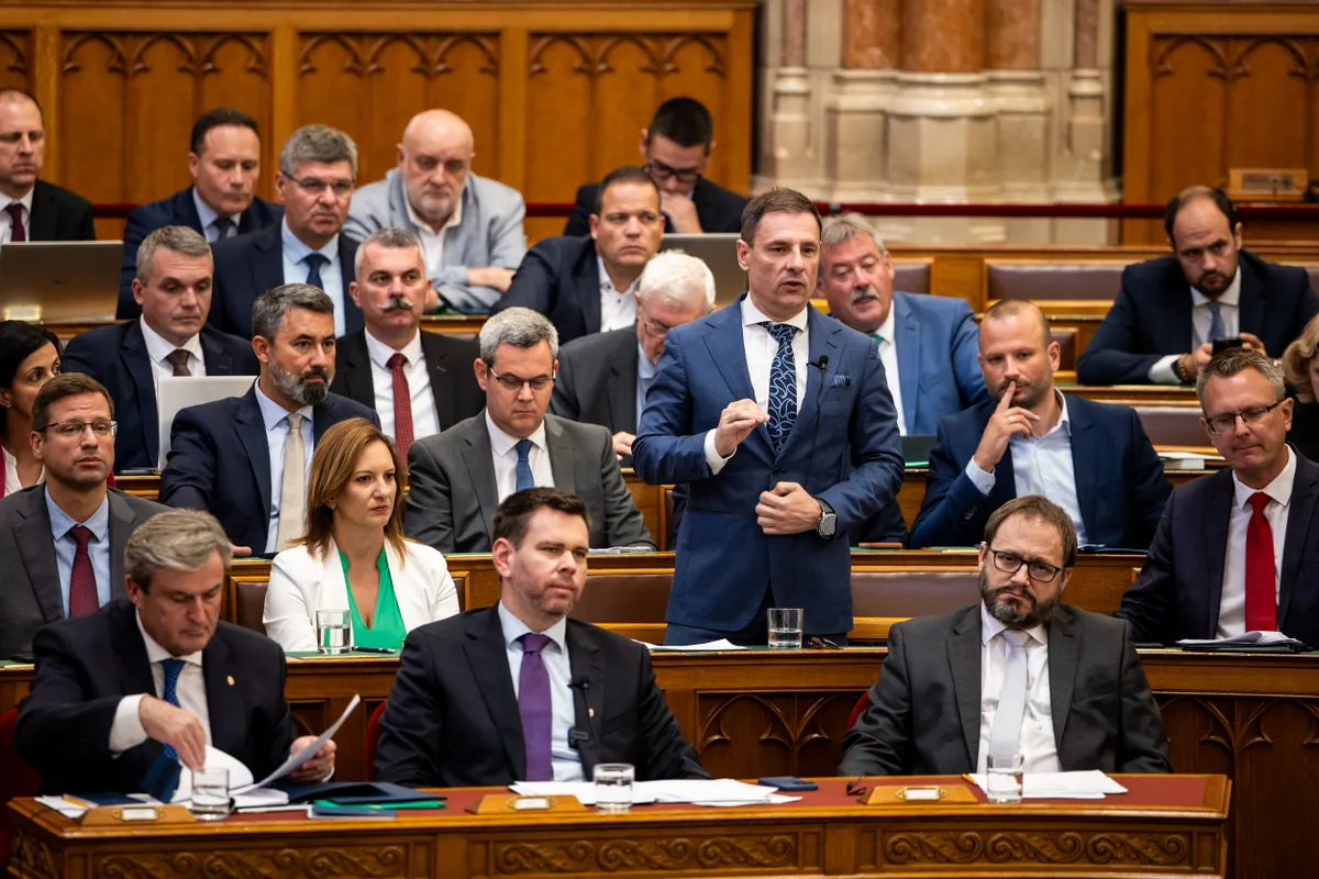 Parlament, Országgyűlés, 2026.07.06., Parlament ülés, rendkívüli ülés,  Parlamentrendkívüliülés, 