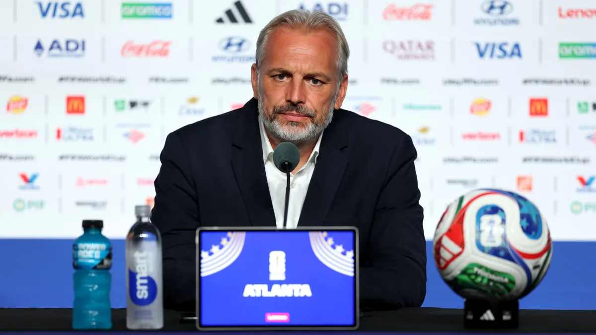 Elhunyt Sébastien Desabre édesapja 