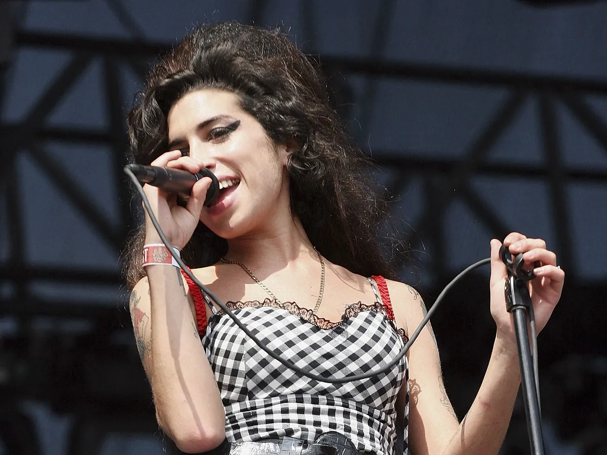 CHICAGO - AUGUST 05:  Singer Amy Winehouse performs onstage at Lollapalooza in Grant Park on August 5, 2007 in Chicago, Illinois.  (Photo by Roger Kisby/Getty Images) (Photo by Roger Kisby / Getty Images North America / Getty Images via AFP)