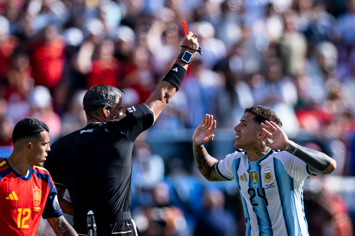 July 19, 2026: Enzo FernÃ¡ndez #24 (Argentine) reÃ§oit un carton rouge (Credit Image: © PsnewZ via ZUMA Press)