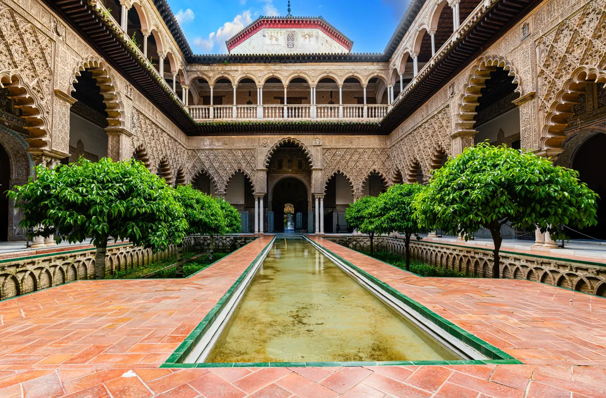 A sevillai Real Alcázar Andalúzia mór emlékei közé tartozik. 