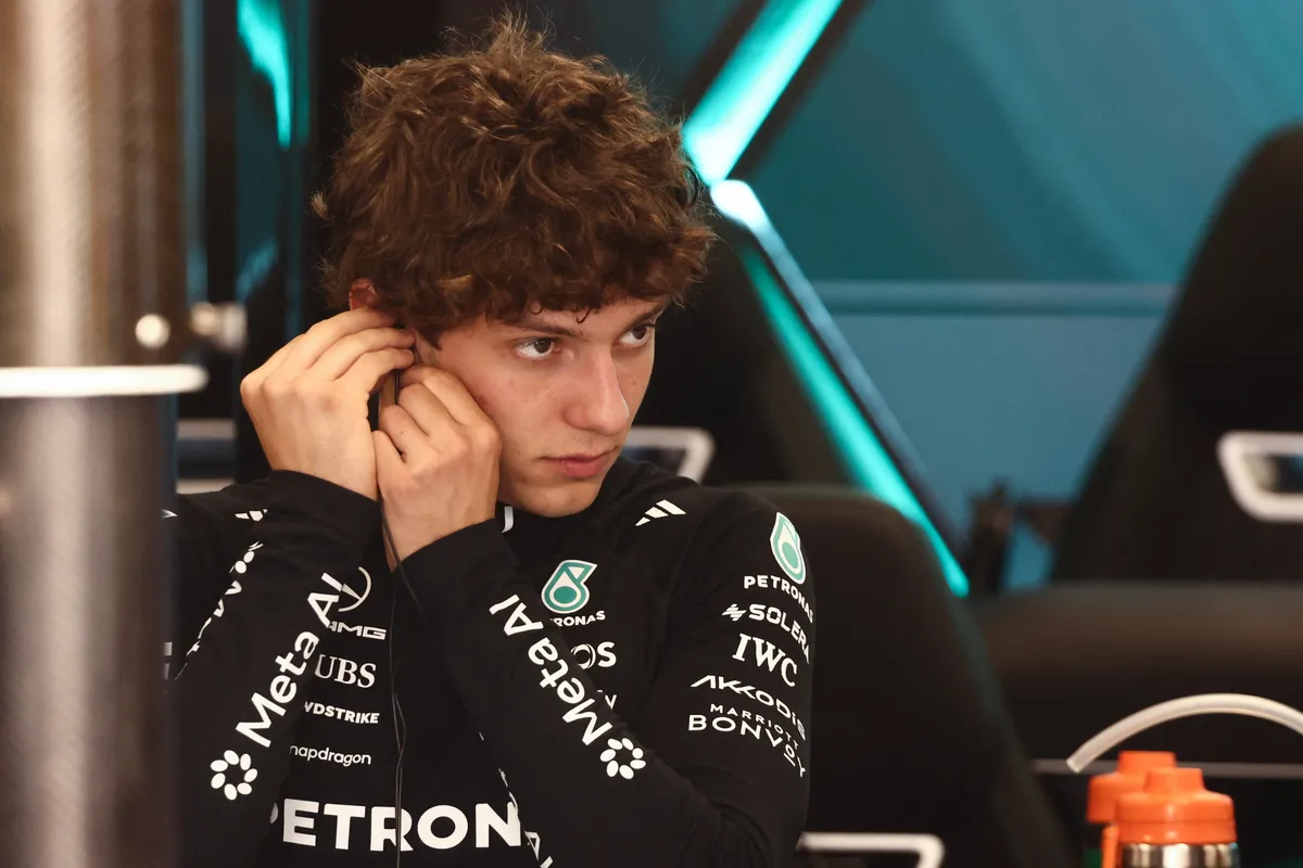 Kimi Antonelli ezúttal balszerencsésnek bizonyult, a Brit Nagydíj nem róla szólt 
