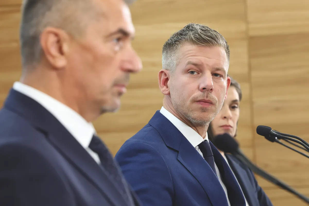 A szakértők szerint a Magyar Péter és a kormány nem készült fel a válságra
